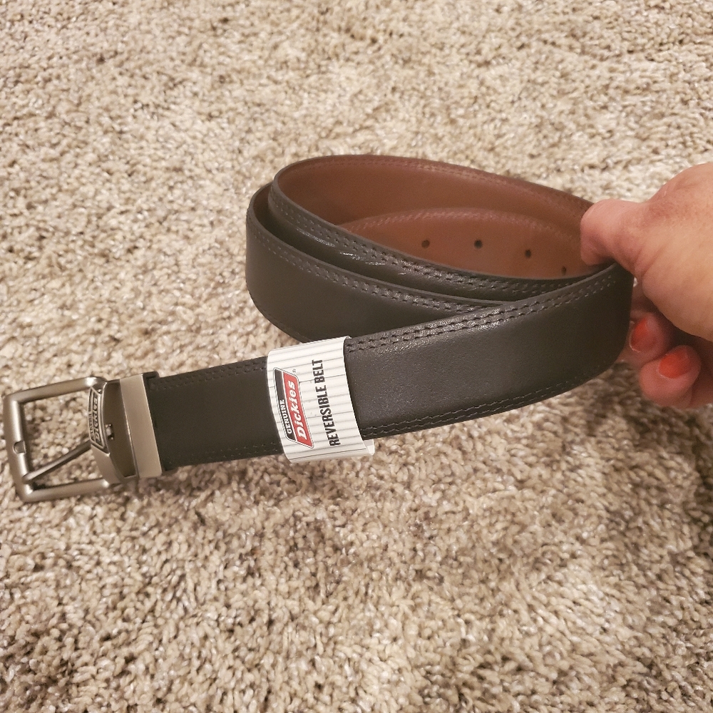 Dickies Black/Brown Reversible Belt, Size 44